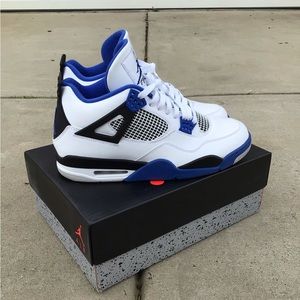 Air Jordan 4 Motorsport